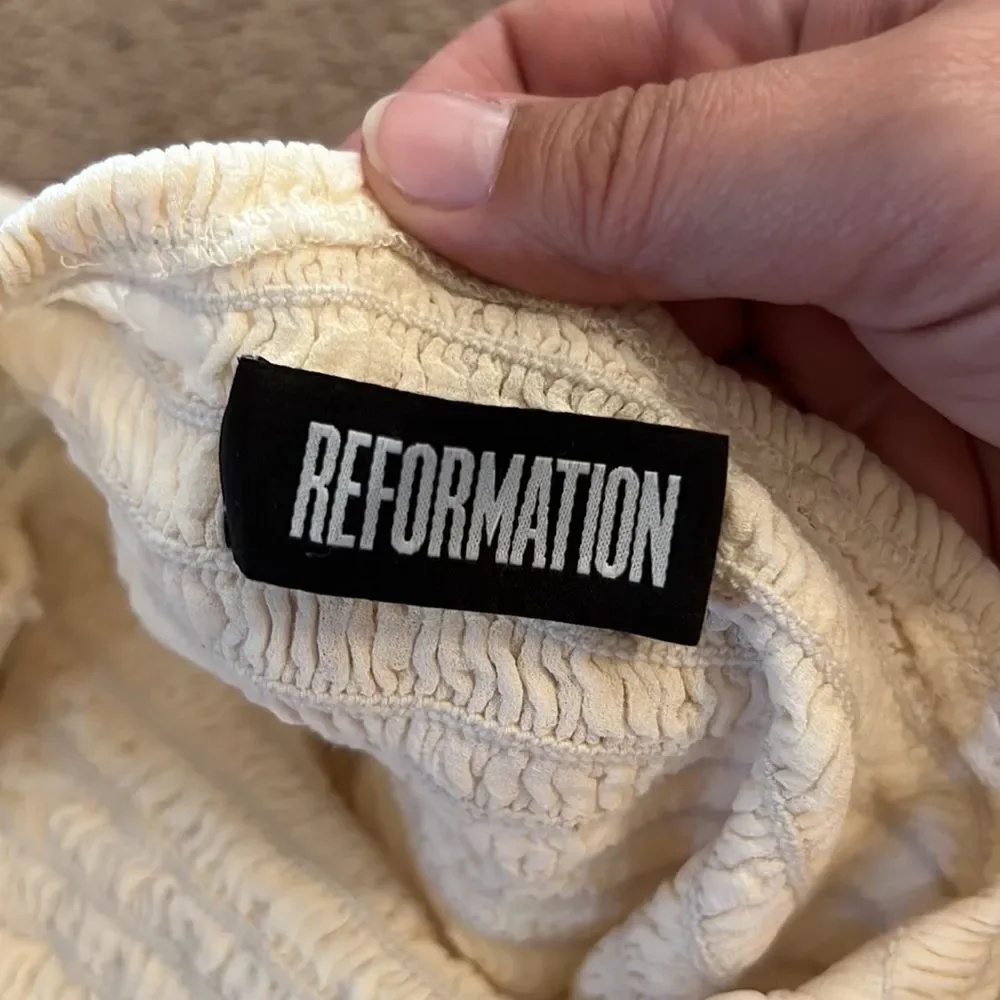 Reformation‎ Ivory Sandy Top small